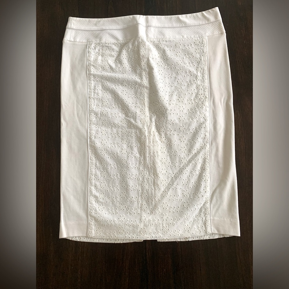 Bebe pencil skirt, size 10, NWT( please read description below)